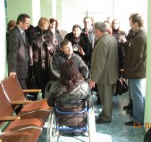 16 липня 2009 року відбулося засідання обласного комітету забезпечення безперешкодного доступу інвалідів до об'єктів соціальної інфраструктури під головуванням заступника голови облдержадміністрації Ю.А.Хунова.