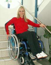 Забезпечення ветеранів війни та інвалідів Луганської області санаторно-курортними путівками, технічними та іншими засобами реабілітації за 9 місяців 2011 року.