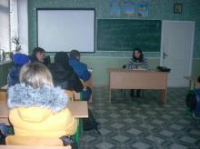 У Кремінському районі молодь вчать підготовці резюме