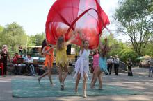 СИМВОЛОМ МИРА ЗОВУТ ГОЛУБЕЙ