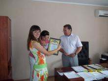 Начальник управления капитального строительства Луганской облгосадминистрации поздравил специалистов управления с наступающим Днем строителя.