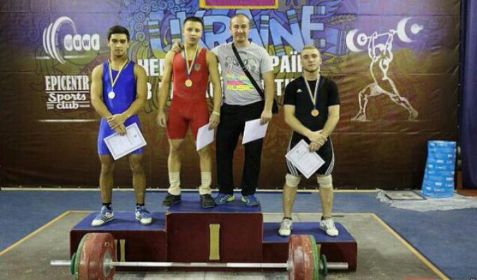 Важкоатлети Луганщини на всеукраїнській першості завоювали три медалі