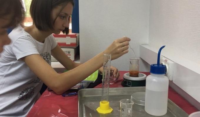 Юні науковці Луганщини побували у Всеукраїнській літній хіміко-біологічній школі