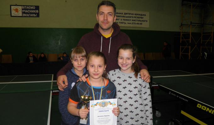 Юна представниця Луганщини – срібна призерка Всеукраїнського турніру з настільного тенісу