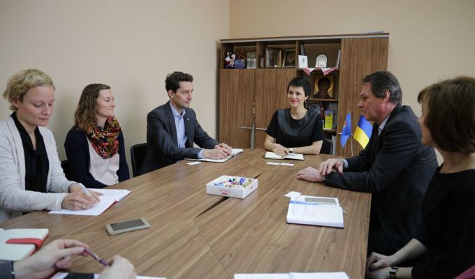 Представники Австрійського Червоного Хреста та Товариства Червоного Хреста України відвідали Луганщину