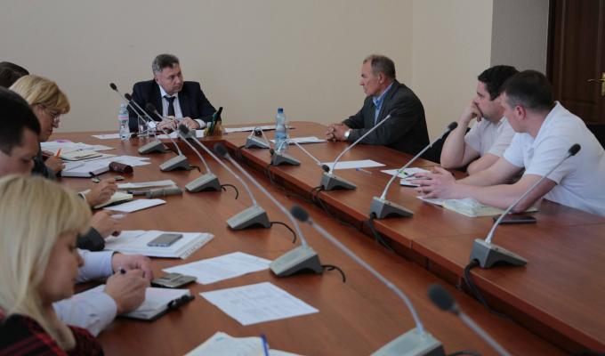 Голова Луганської облдержадміністрації – керівник обласної військово-цивільної адміністрації Юрій Гарбуз провів особистий прийом громадян 