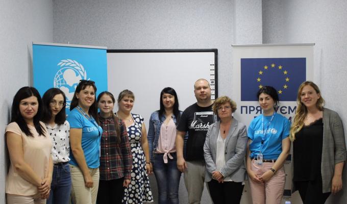 Представники міжнародних організацій зустрілись з молоддю Луганщини 