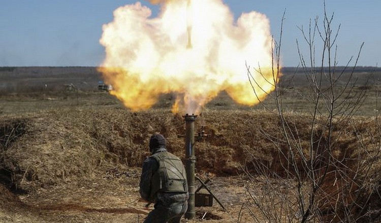 Новини АТО: найбільша активність бойовиків спостерігається в районі села Кримське