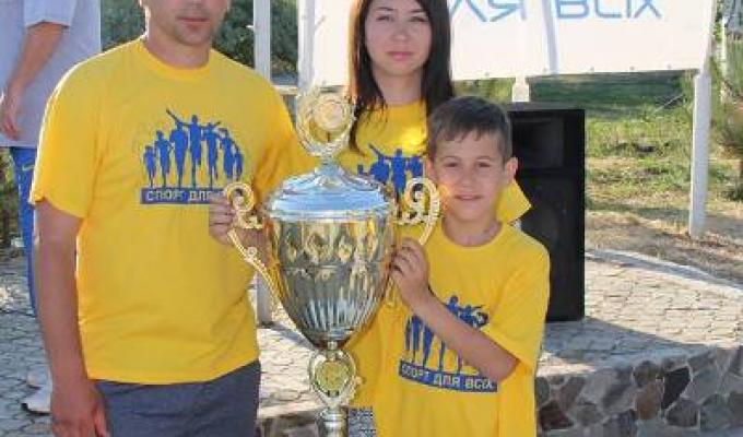 Сім’я з Луганщини стала срібним призером Всеукраїнського фестивалю «Мама, тато, я – спортивна сім’я»