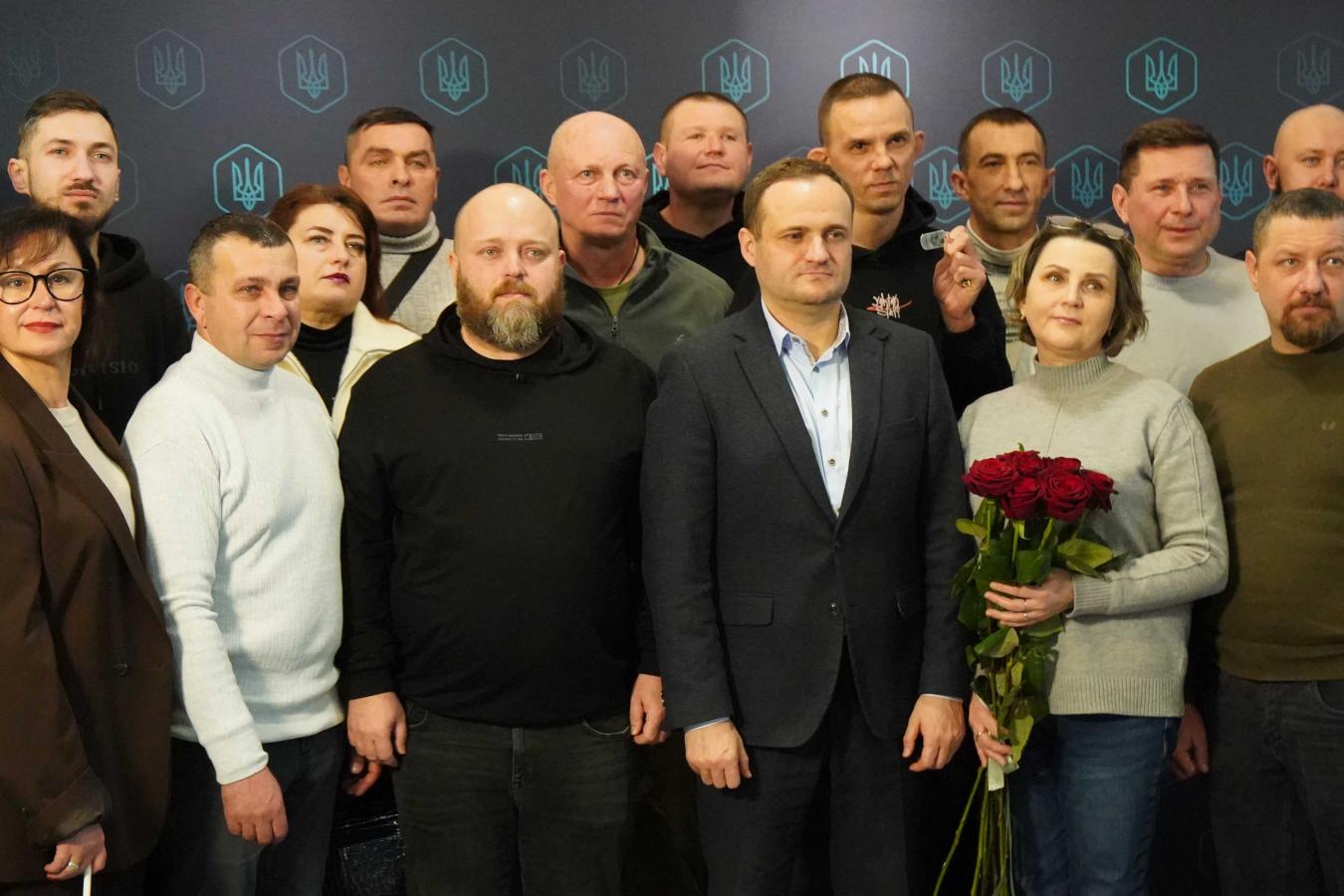 175 родин придбали оселі за програмою пільгового житлового кредитування мешканців Луганської області – ВПО з 2014 року, – відбулась символічна церемонія вручення ключів 