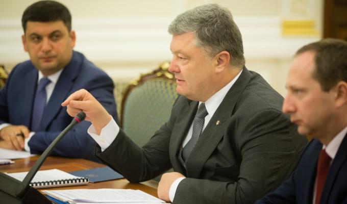 Президент доручив Уряду вже восени підвищити пенсії