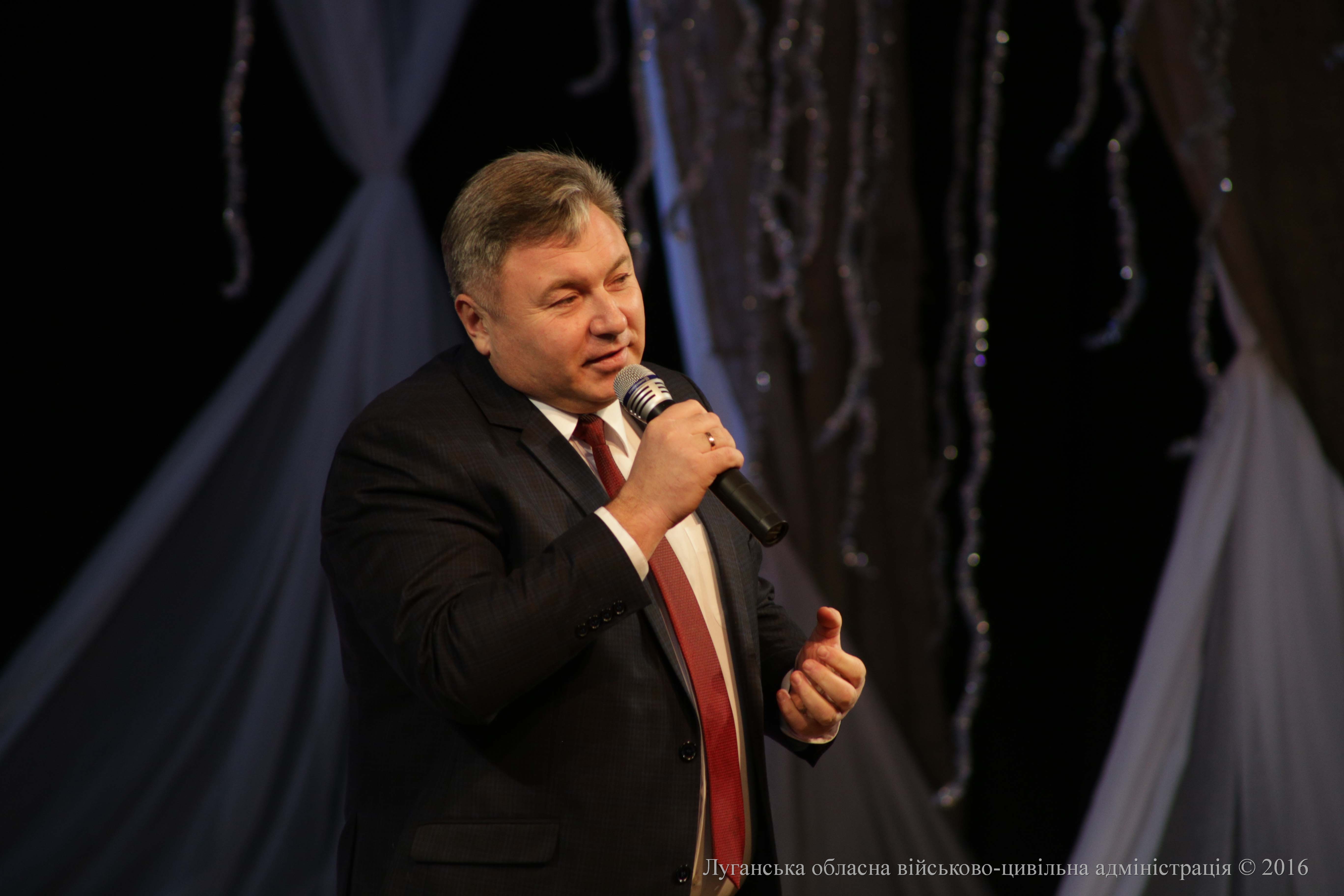 Юрій Гарбуз привітав дітей області з Днем Святого Миколая