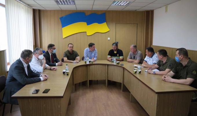 На Попаснянщину приїхали посли країн-партнерів України