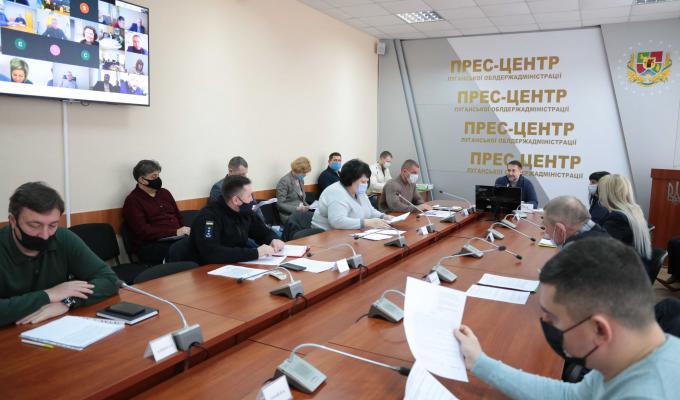 Створення центрів безпеки в територіальних громадах та пожежно-рятувальних підрозділів добровільної пожежної охорони обговорили на засіданні комісії з ТЕБ та НС