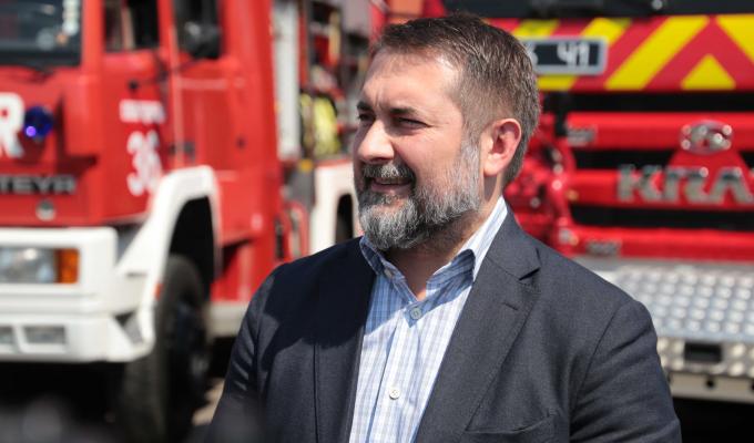 Сергій Гайдай передав вогнеборцям Луганщини дев’ять спецавтомобілів