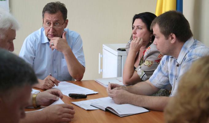 Віталій Комарницький закликав активізувати роботу над створенням Луганської обласної лікарні