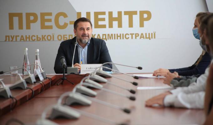 Луганщину треба розбудовувати, а туризм – це величезна складова економічного розвитку області, - Сергій Гайдай привітав представників галузі зі святом