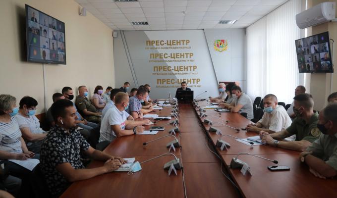 «Якщо не буде дотримано карантинних обмежень та масочного режиму, буду закривати ринки і магазини», – Сергій Гайдай наказав територіям посилити контроль у громадських місцях