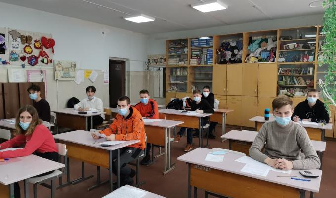 На Луганщині тривають обласні учнівські олімпіади 