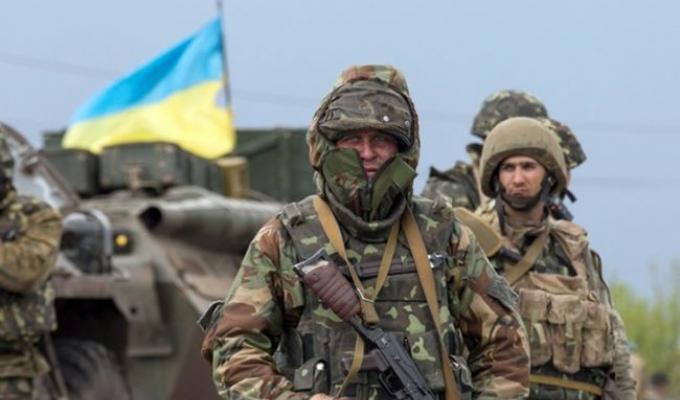 Новини АТО: У Станиці Луганській поранено військовослужбовця