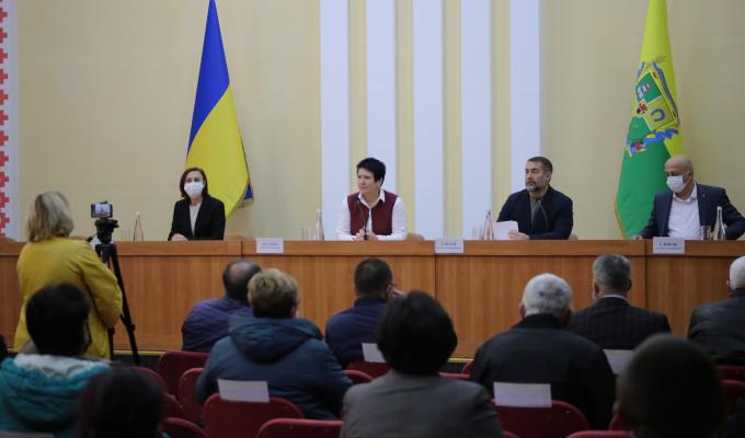 Сергій Гайдай представив громаді Сватівщини нового очільника району