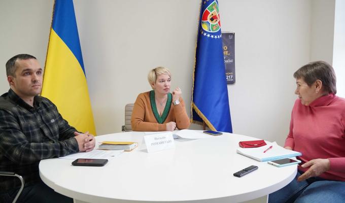 Діалог із бізнесом: Підприємців поінформовано про вимоги до безпечності продажу харчових продуктів