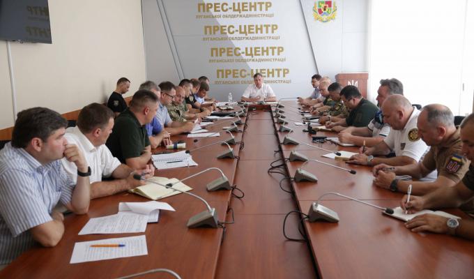 Проблеми незаконних вирубок лісу та видобутку вугілля на Луганщині розглянуто під час наради Юрія Гарбуза з силовиками