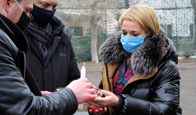 Благодатний Віфлеємський вогонь прибув на Луганщину