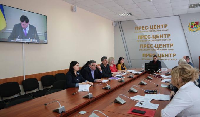 100 шкіл, 100 дитячих садочків та 100 стадіонів – Луганщина долучиться до проєкту