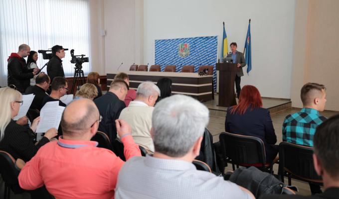 Міністерство інформаційної політики України презентувало проект стратегії реінтеграції непідконтрольних територій Луганської і Донецької областей