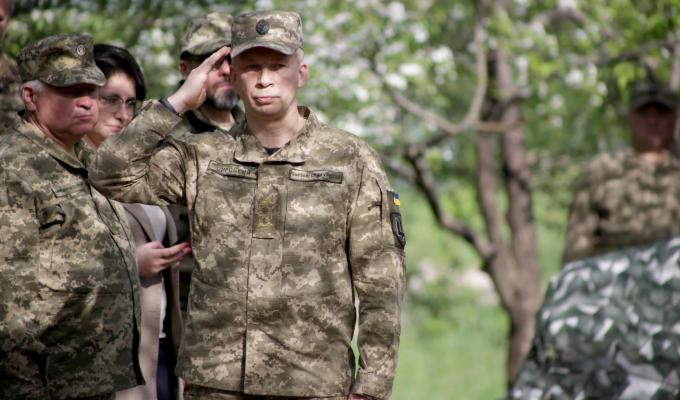 Президент призначив Олександра Сирського на посаду Командувача об’єднаних сил