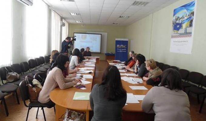 На Луганщині відбувся практикум застосування законодавства на тему: «Бюджети громад. Підвищення ефективності управління видатками місцевих бюджетів»