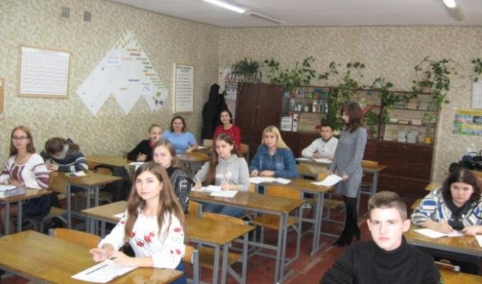 На Луганщині пройшли обласні етапи міжнародних конкурсів