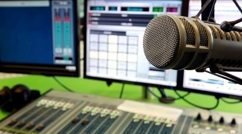 На підконтрольній українській владі території області здійснюють мовлення 24 телерадіоорганізації 