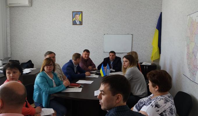 Забезпечення реалізації громадянами та юридичними особами наданих законом прав на землю є одним із основних завдань  Луганської облдержадміністрації