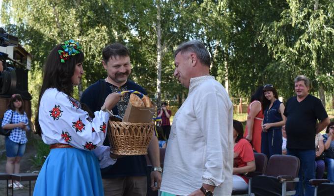 Український формат Новоохтирка