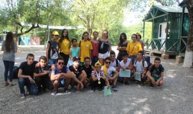 Луганчани-переселенці відпочили у грузинському «Таборі Майбутнього»