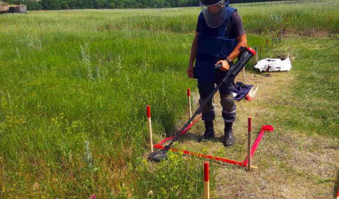 Піротехніками в області виявлено та вилучено 18 артилерійських снарядів
