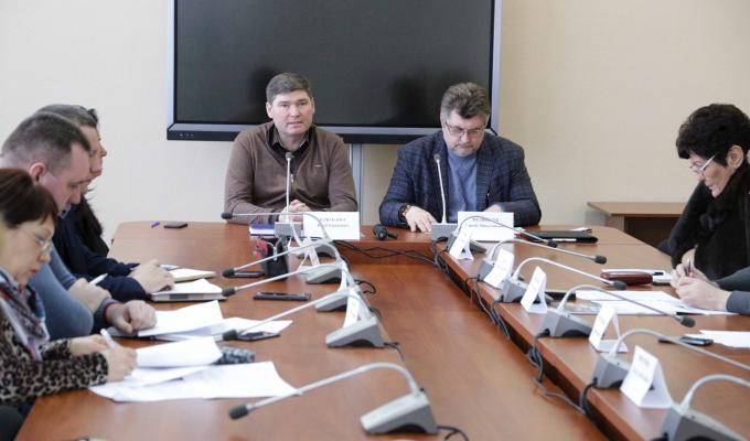 Засідання регіональної комісії з оцінки та проведення попереднього конкурсного відбору інвестиційних програм і проектів регіонального розвитку, що можуть реалізовуватися за рахунок коштів державного фонду регіонального розвитку Засідання регіональної комісії з оцінки та проведення попереднього конкурсного відбору інвестиційних програм і проектів регіонального розвитку, що можуть реалізовуватися за рахунок коштів державного фонду регіонального розвитку