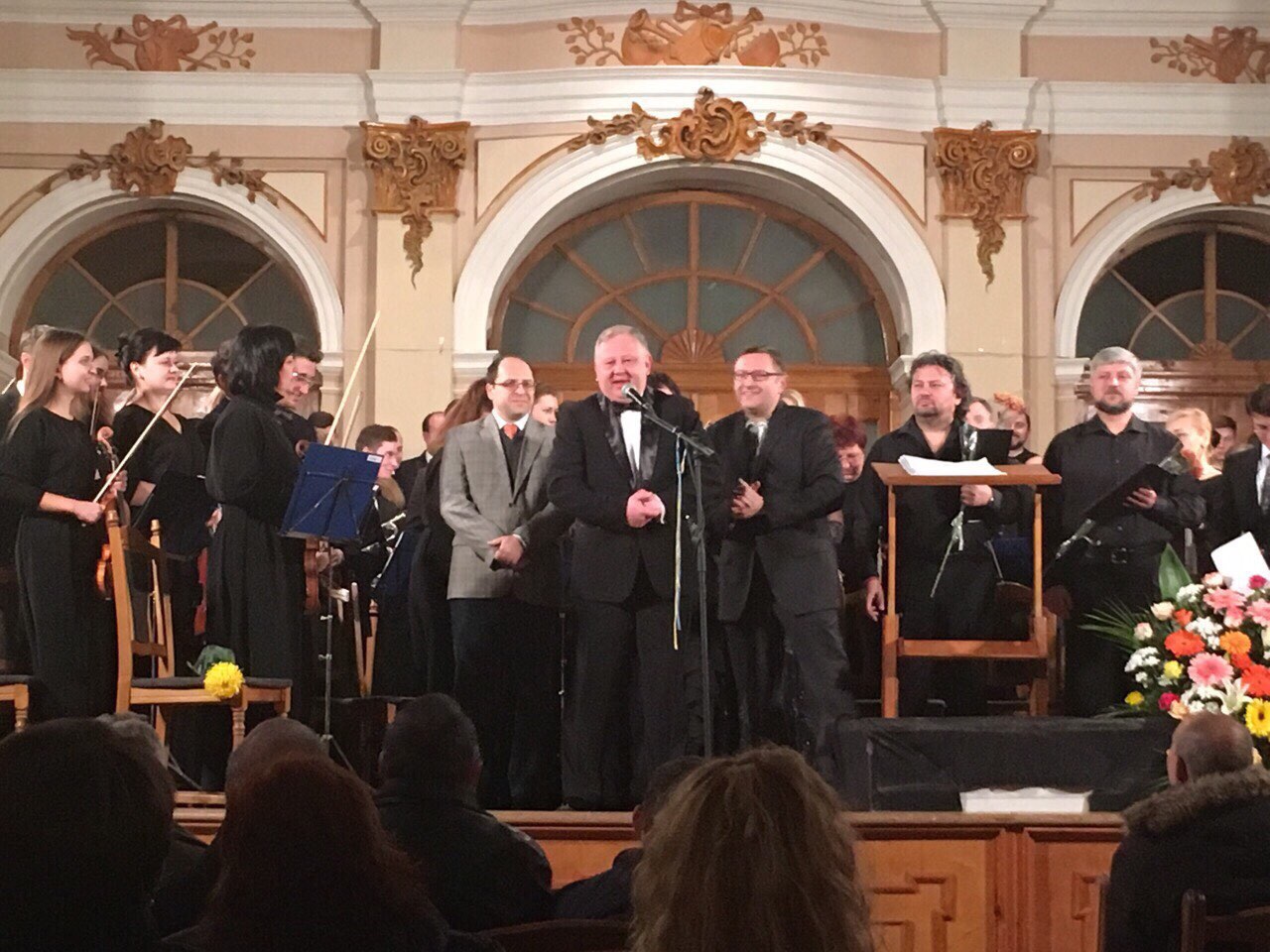 Академічний симфонічний оркестр Луганської обласної філармонії з успіхом виступив на львівській сцені