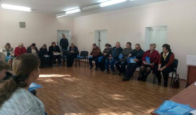 На Луганщині розпочато серію тренінгів для чотирьох груп прийомних батьків та батьків-вихователів