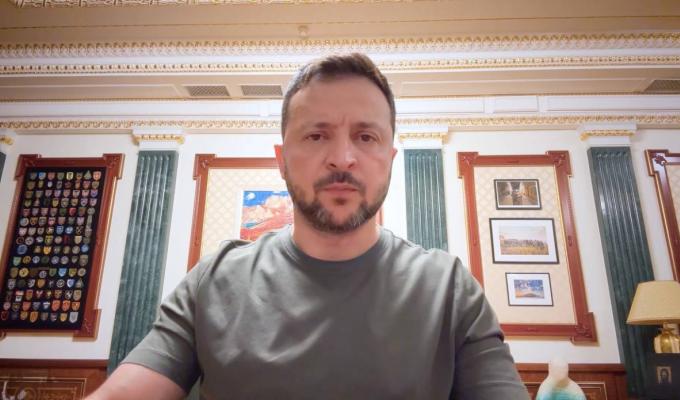 У війни немає відпусток; потрібна вчасна логістика оголошених пакетів – звернення Президента