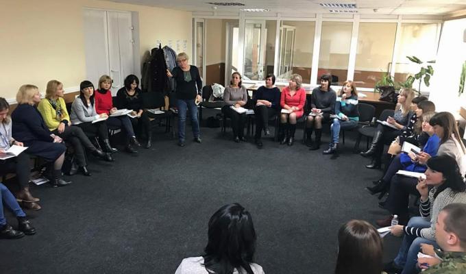 На тренінгу розглянуті проблеми інтегрування принципу рівних прав та можливостей жінок і чоловіків