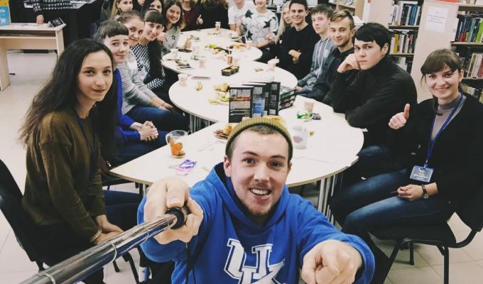 Буккросінг у Старобільську набуває все більшої популярності