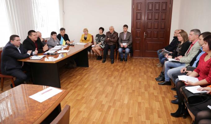 У Білокуракиному обговорили нагальні питання розвитку району  