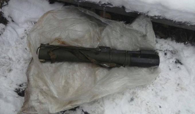 На Луганщині правоохоронці вилучили у громадянина РФ гранатомет 