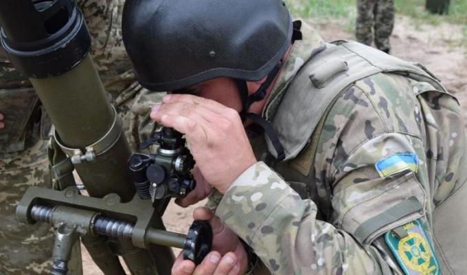 Новини АТО: неспокійно було під Троїцьким