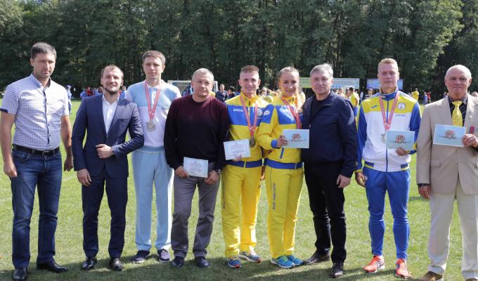 Юрій Гарбуз відзначив кращих спортсменів Луганщини