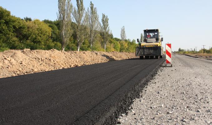 «Велике будівництво»: дорогу Новоайдар – Старобільськ відбудують до кінця року  