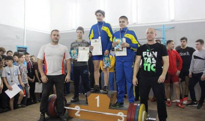 Кубок області з важкої атлетики відбувся у Сєвєродонецьку